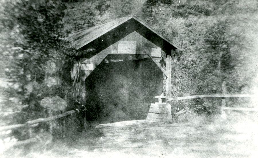 crotonhistory_quaker-bridge_wchs_m-3175.jpg