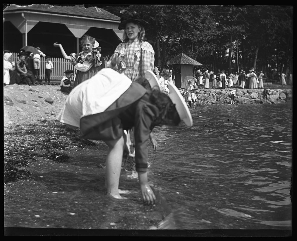 Children Wading at Croton Point 1898
