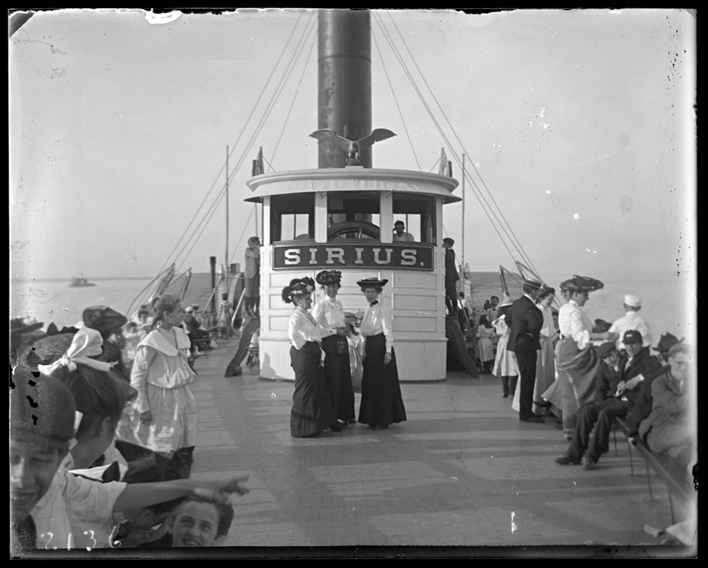 Daytrippers on Sirius Deck at Croton Point