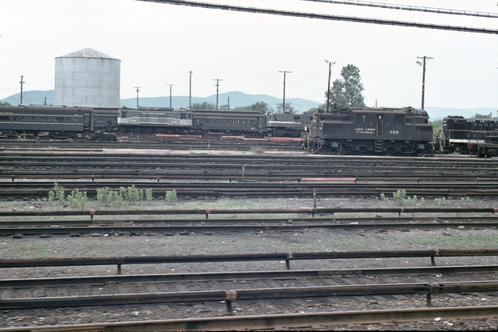 nyheritage rr harmon electric yard 1967a mid