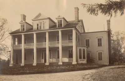 Cruger / Fox house, looking north