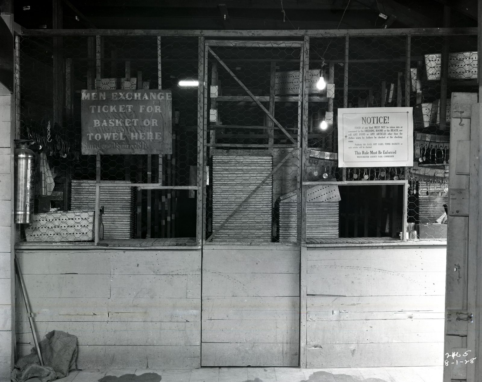 wca bathhouse interior 1928a mid