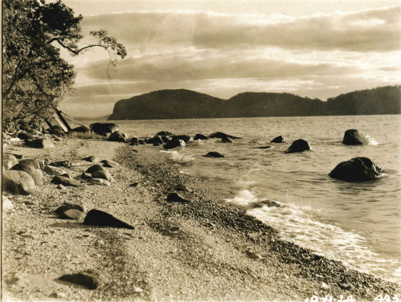 wchs_ppc_croton_point_hudson_shore_1924b.jpg