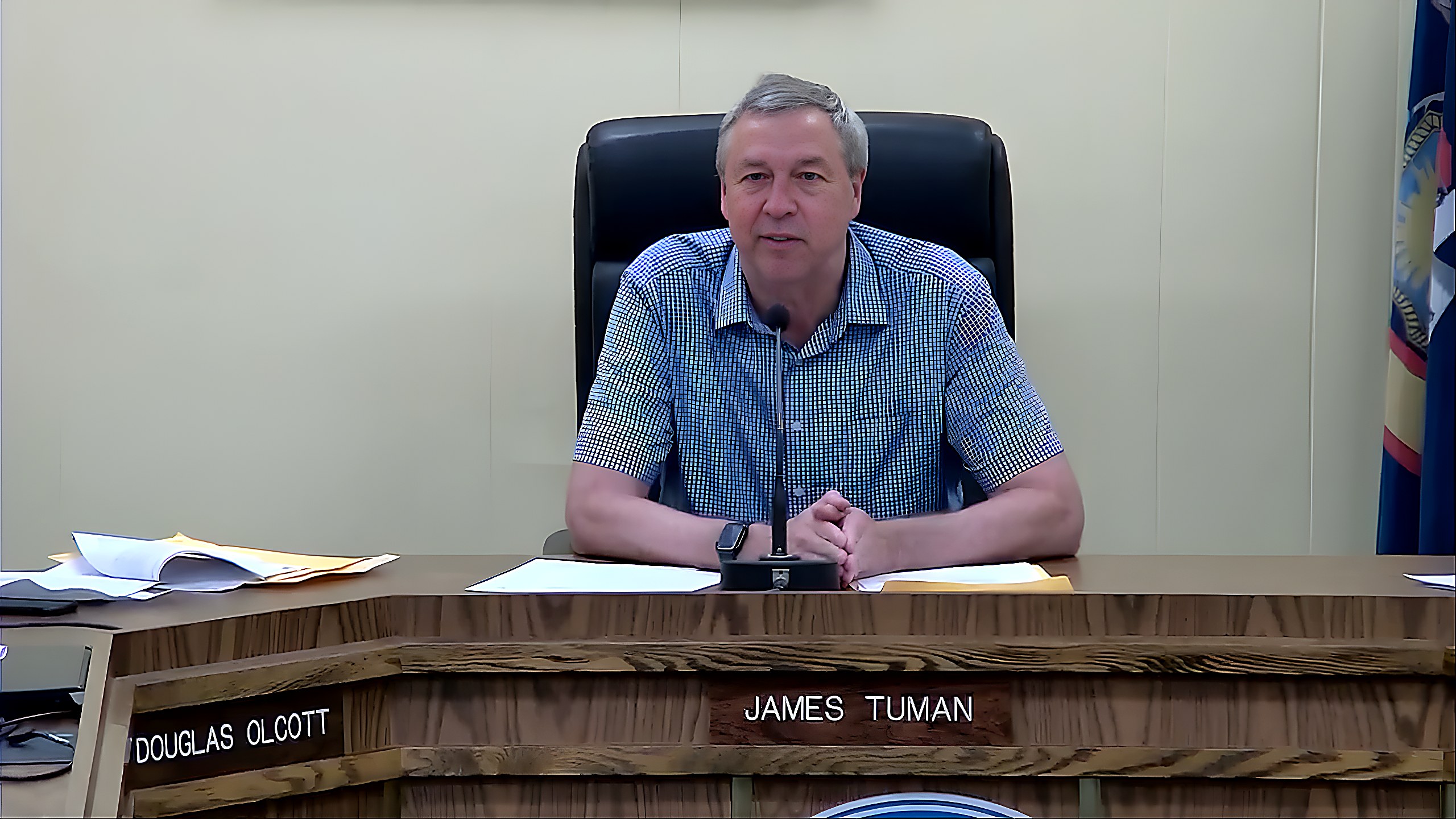 Tony, a resident from 148 Old Post Road, expresses concerns about his pigeons during public comment