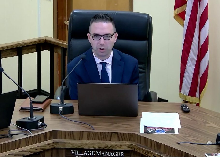 Village Manager Bryan Healy described the Route 129 tree concerns during the September 30 trustees meeting.