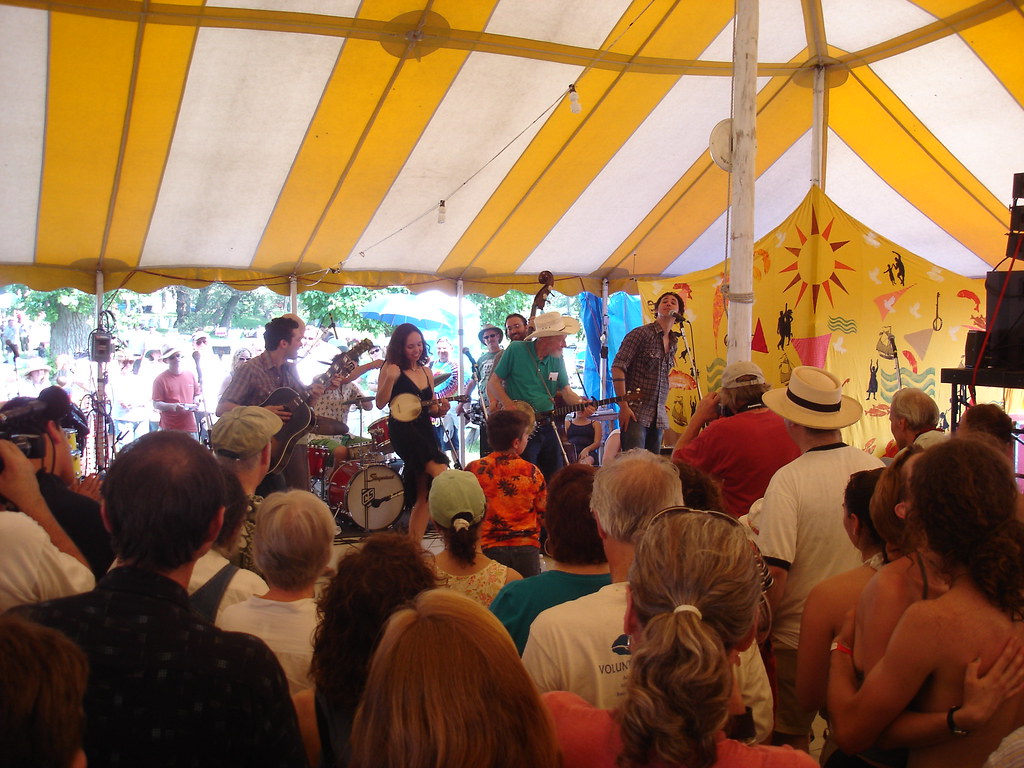 The Mammals with Pete Seeger