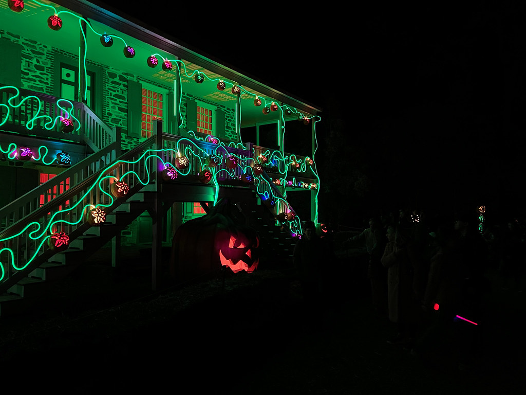 Jack O'Lantern Blaze glows
