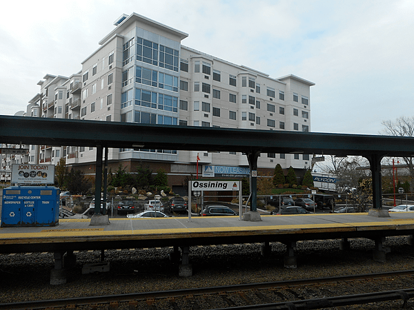 Ossining MNRR; Harbor Square Apartments