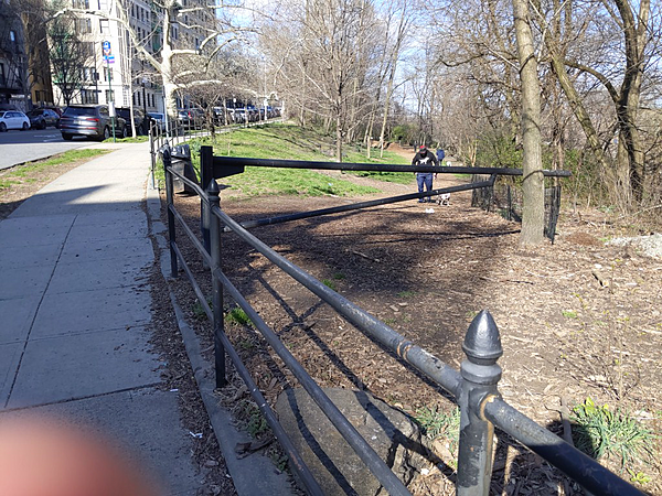 Gate at south end of Old Croton Aqueduct Trail