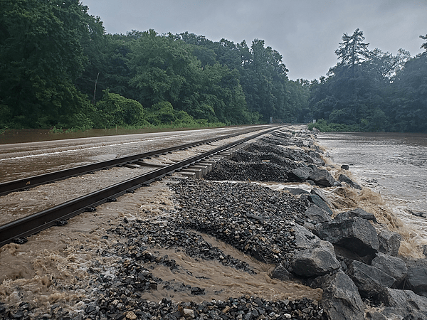 Metro-North Railroad Announces Service Change Due to Severe Weather (53034274697)
