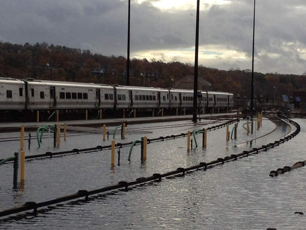 Harmon Yard on MNRs Hudson Line 8 45 am (8138991770).jpg