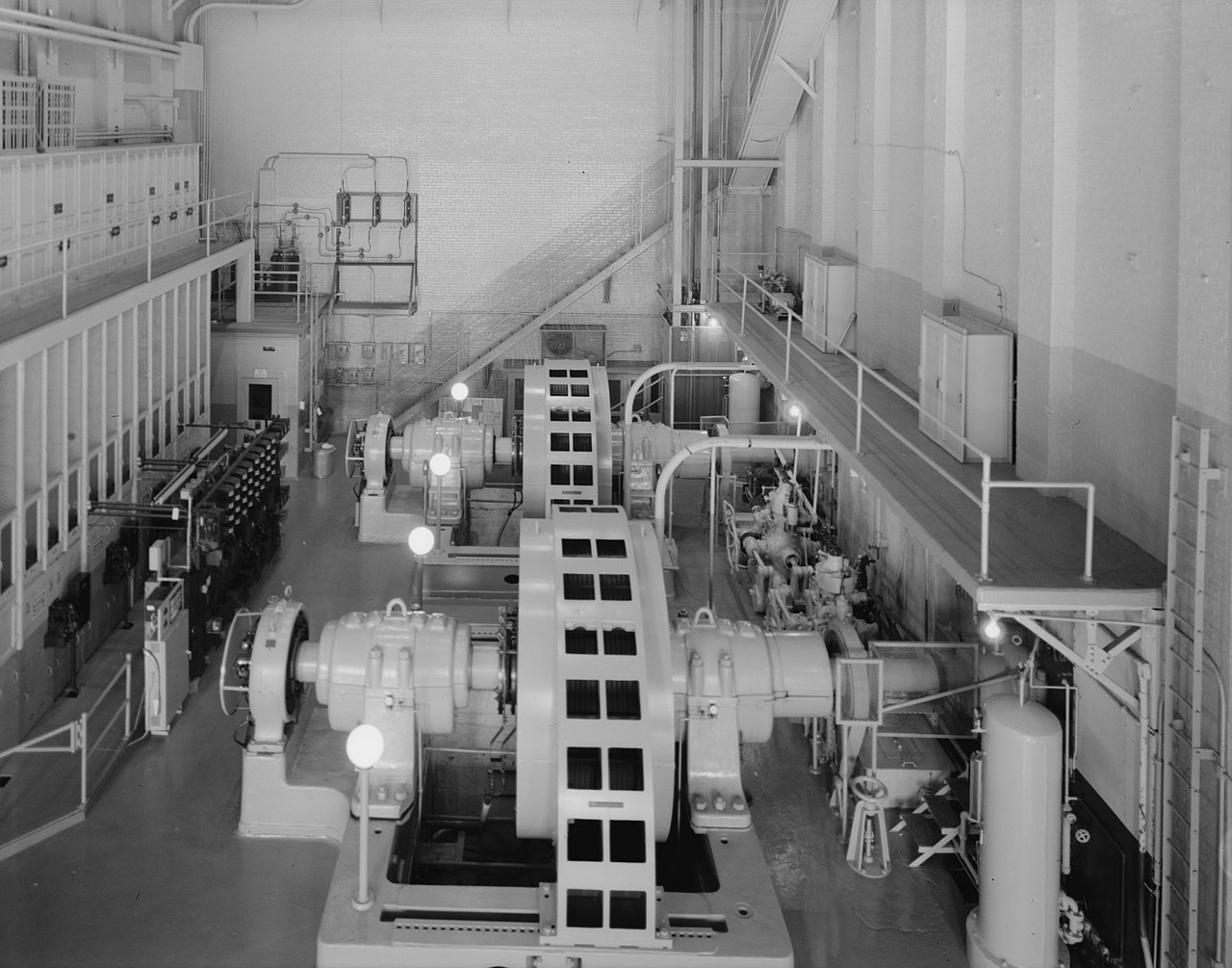 HAER Croton Dam Muskegon River Generators 341108pv.jpg